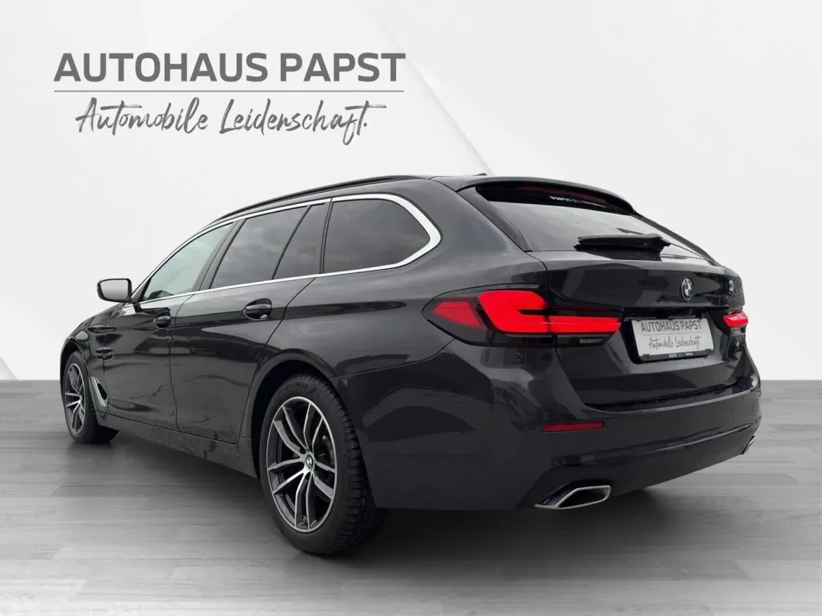 BMW 5 Series 2022 photo 3
