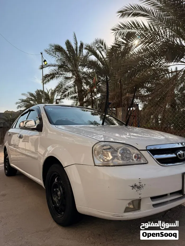 Chevrolet Optra 2014 photo 3