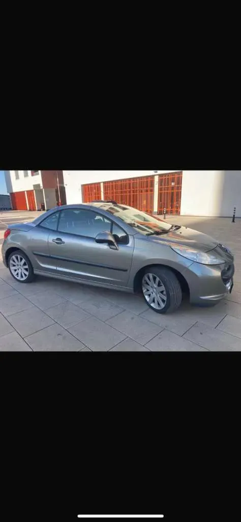 Peugeot 207 2008 photo 2