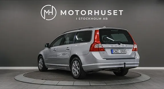 Volvo V70 2012 photo 4