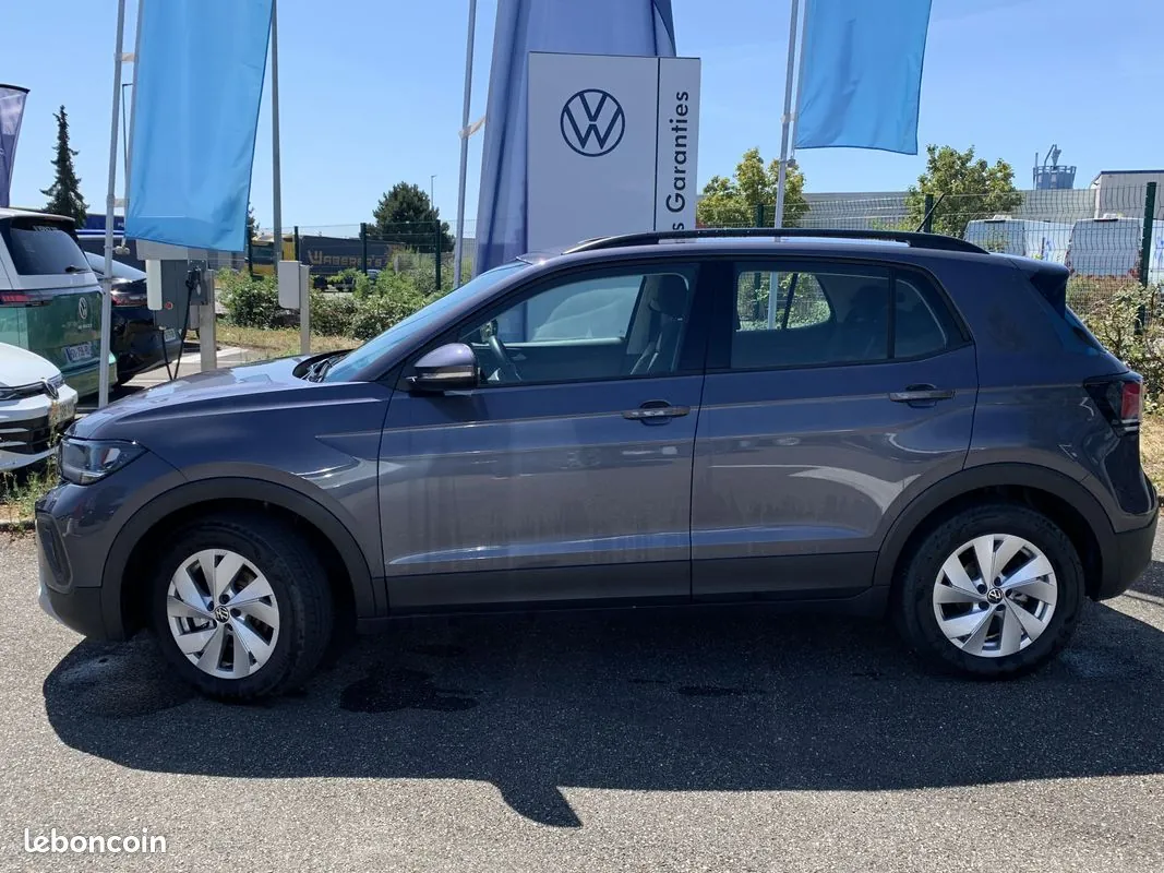 Volkswagen T-Cross 2025 photo 2