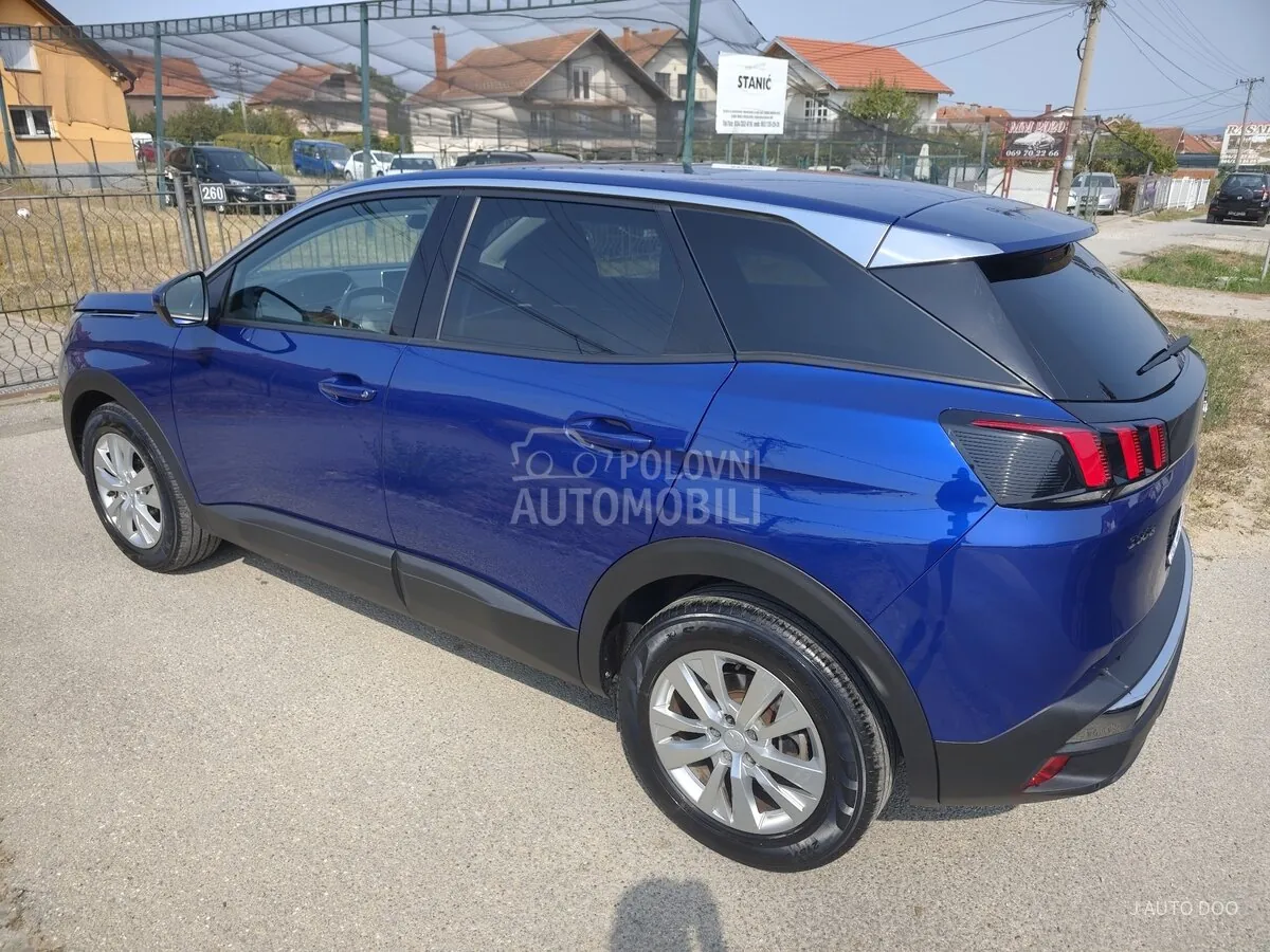 Peugeot 3008 2019 photo 3