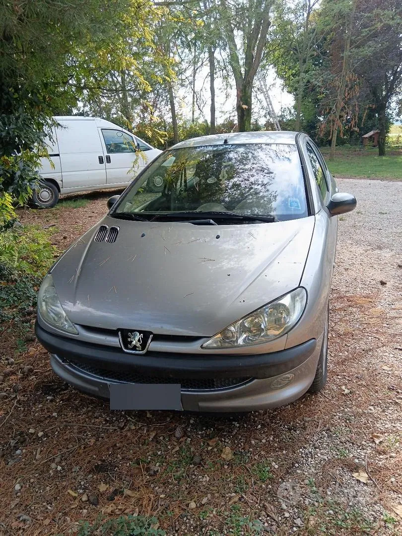 Peugeot 206 2004 photo 3