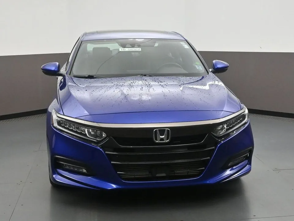 Honda Accord 2020 photo 2