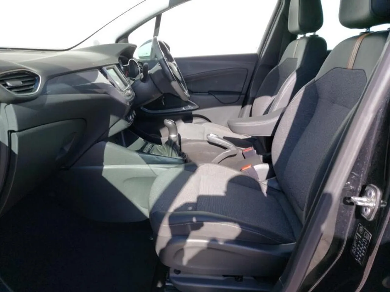 Vauxhall Crossland 2021 photo 5