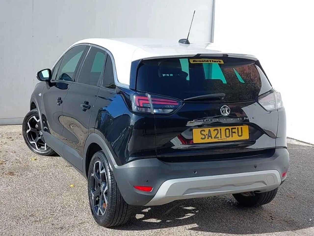 Vauxhall Crossland 2021 photo 2
