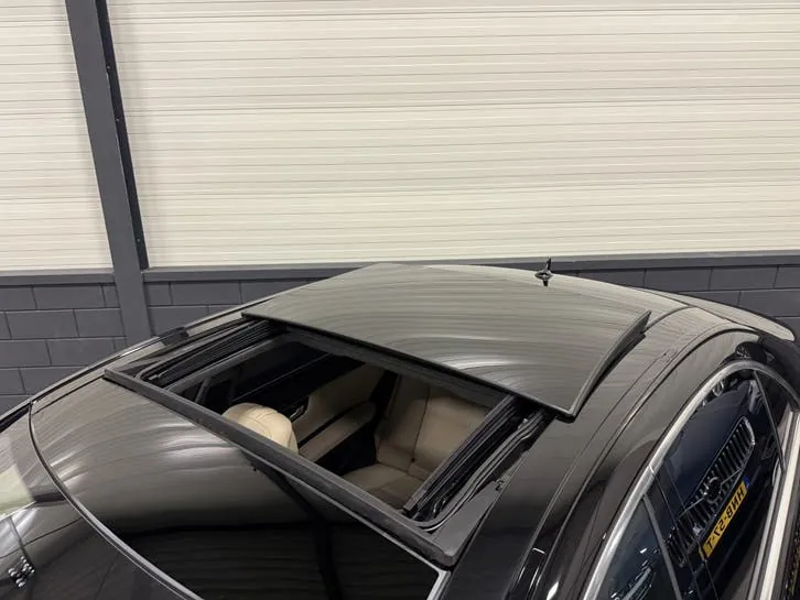 Mercedes-Benz S-Class 2009 photo 2