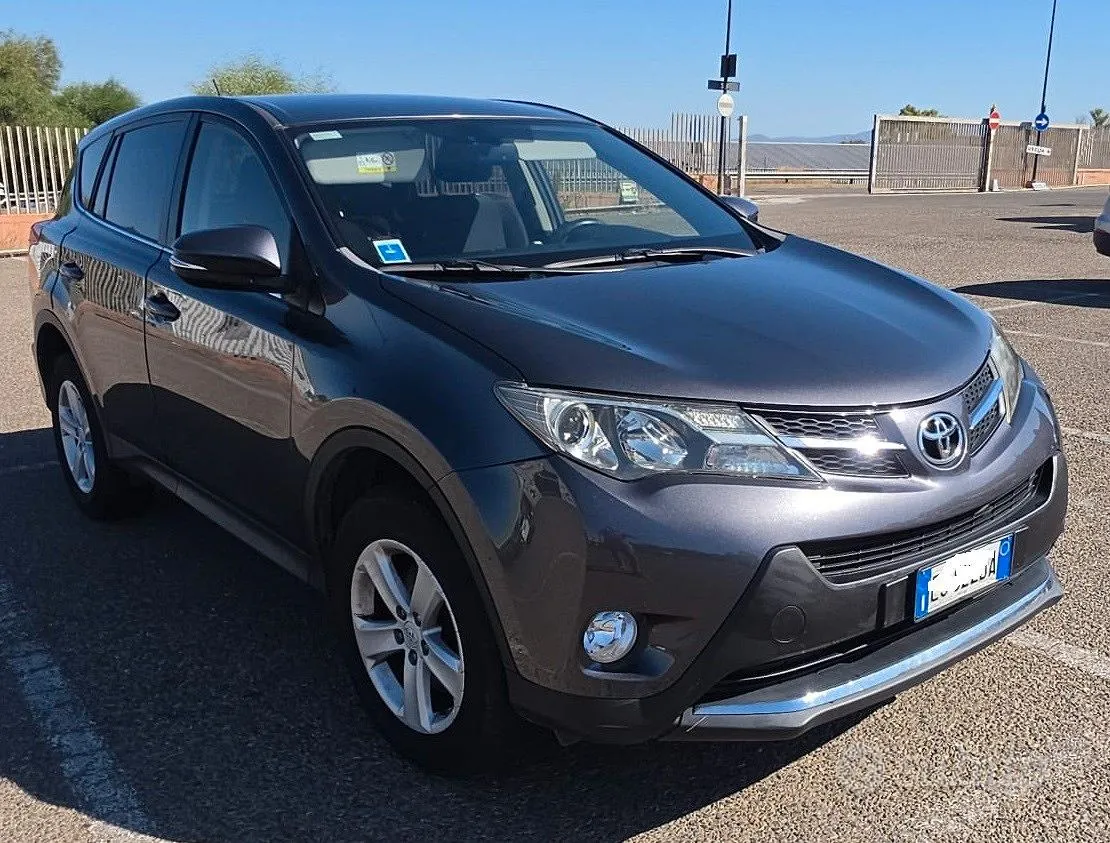 Toyota Rav4 2013 photo 2