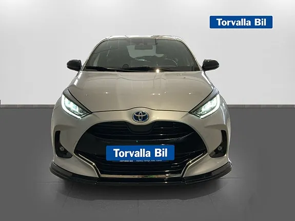 Toyota Yaris 2021 photo 2