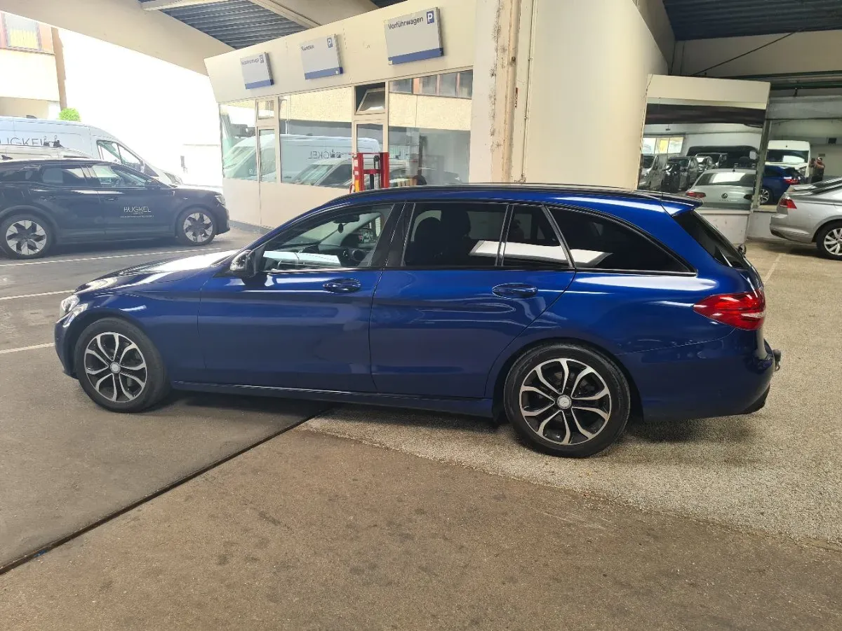 Mercedes-Benz C-Class 2016 photo 3
