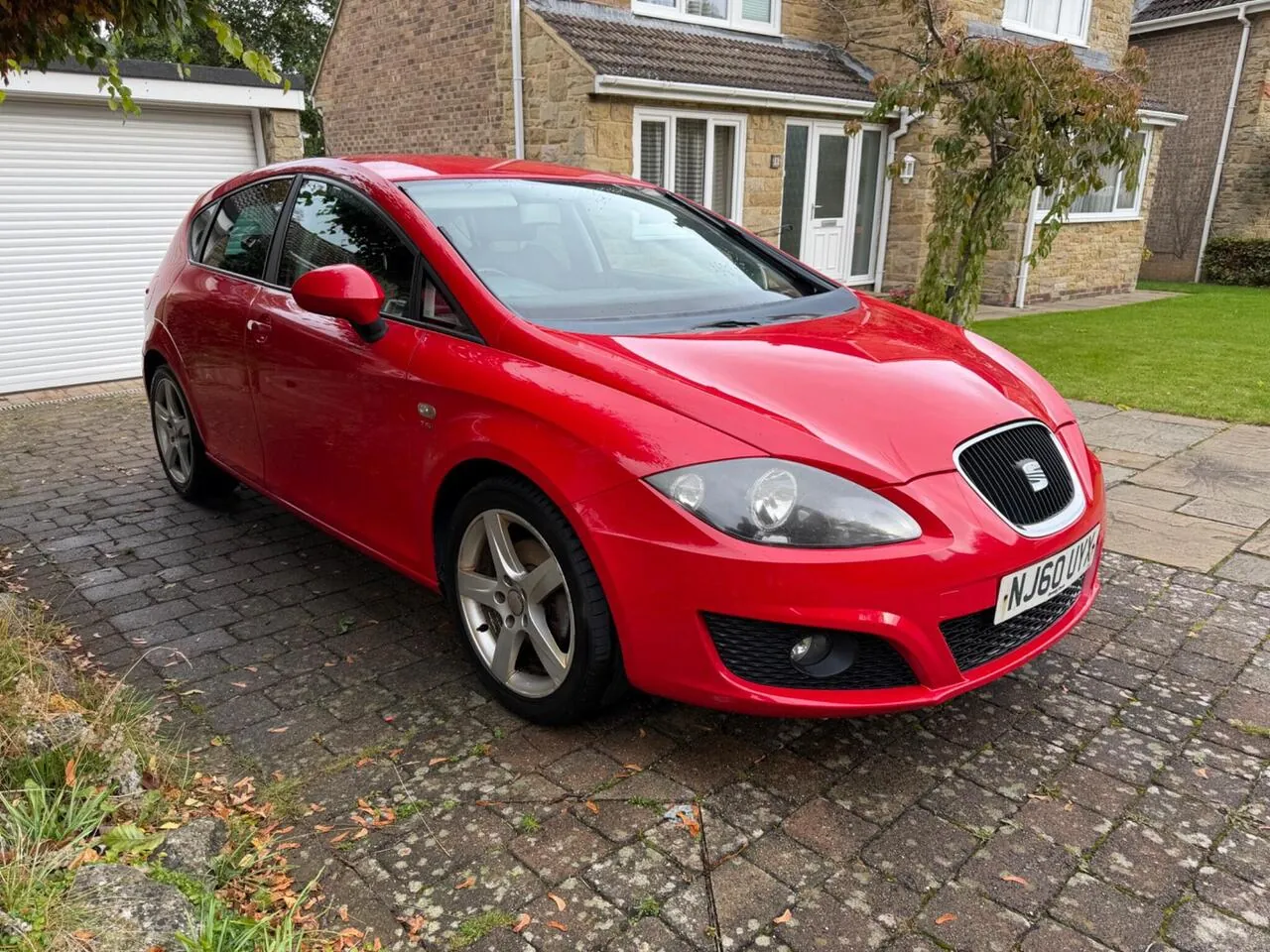 Seat Leon 2010 photo 2