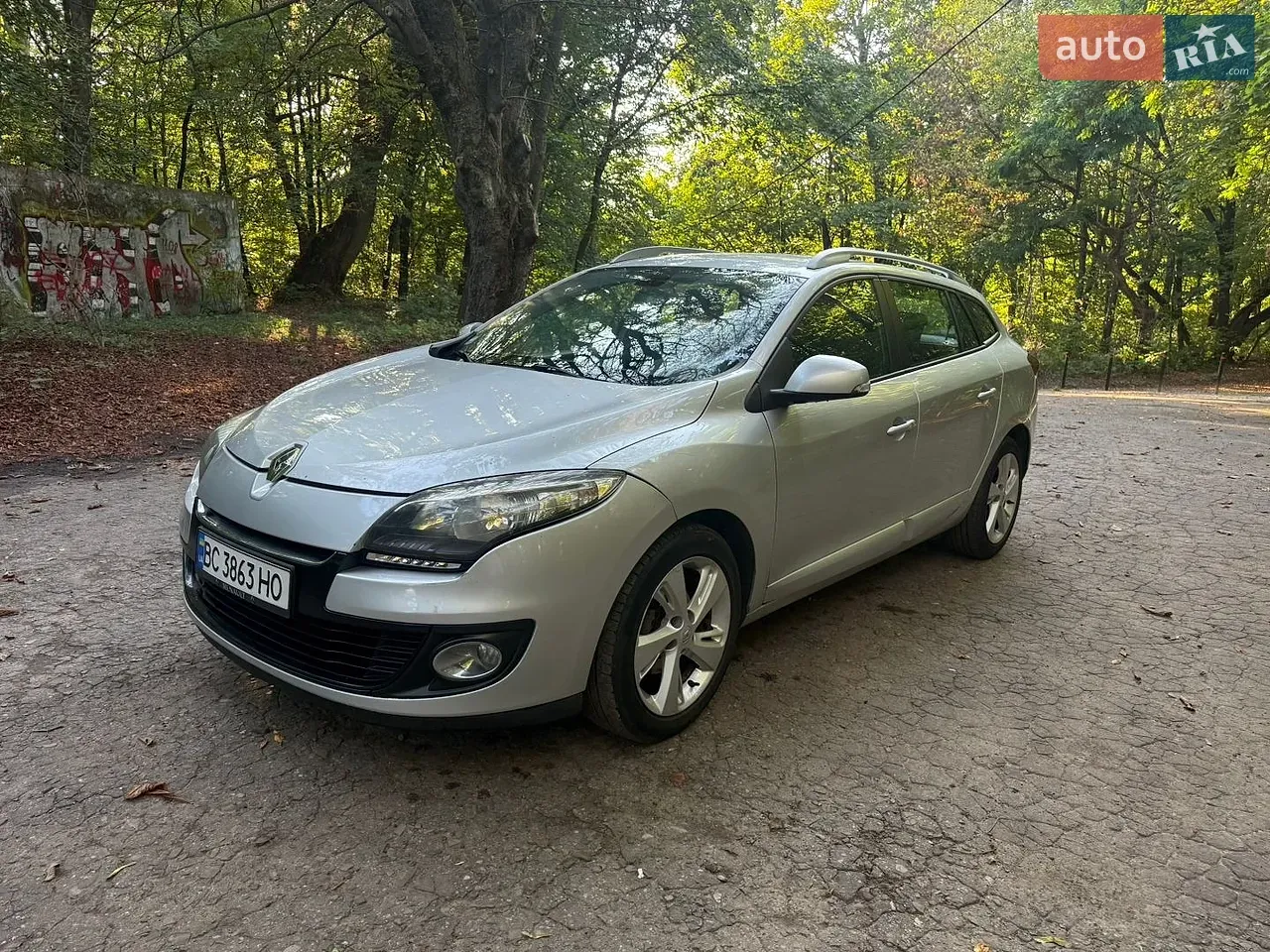 Renault Megane 2013 photo 2