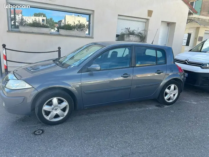 Renault Megane 2007 photo 2