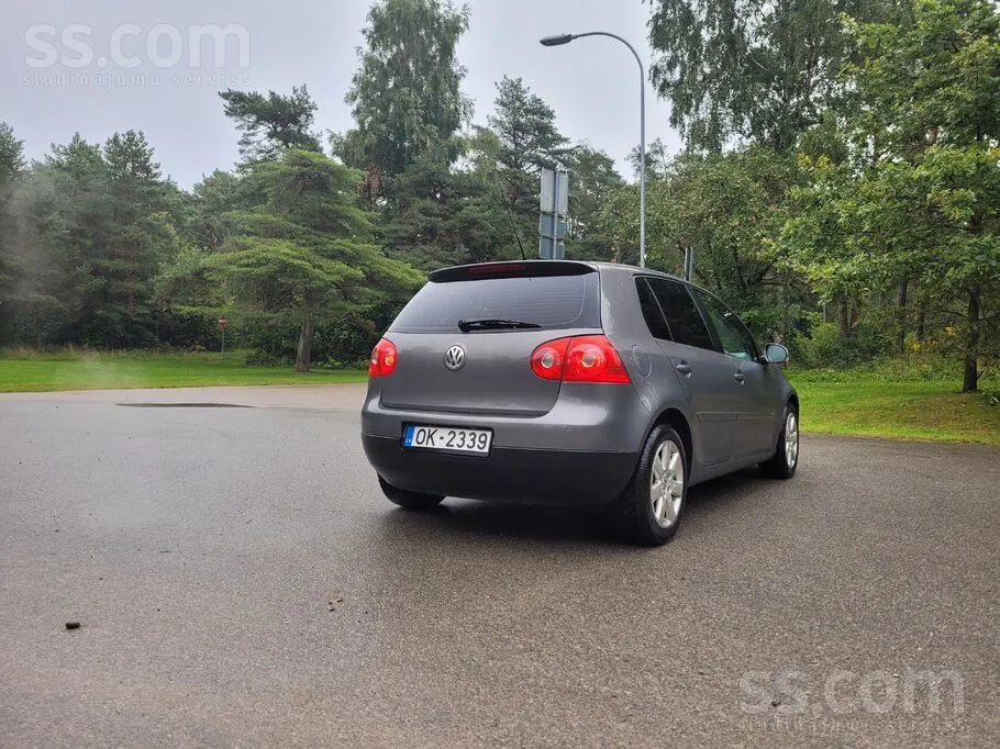 Volkswagen Golf 5 2005 photo 4