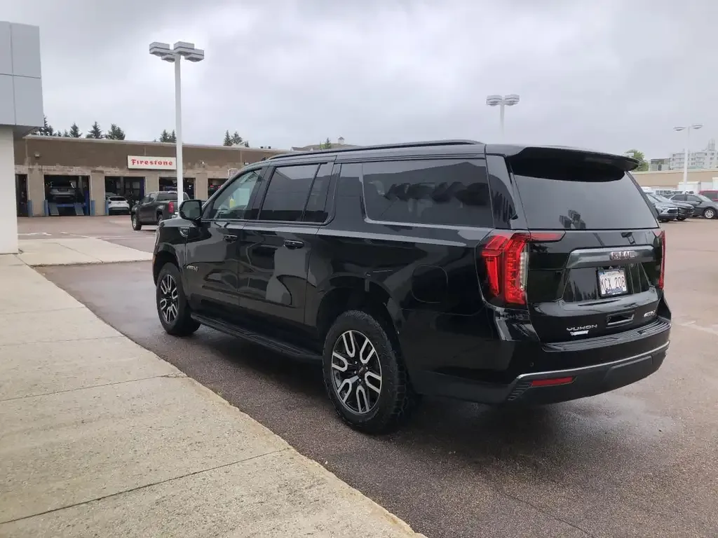 GMC Yukon 2023 photo 5