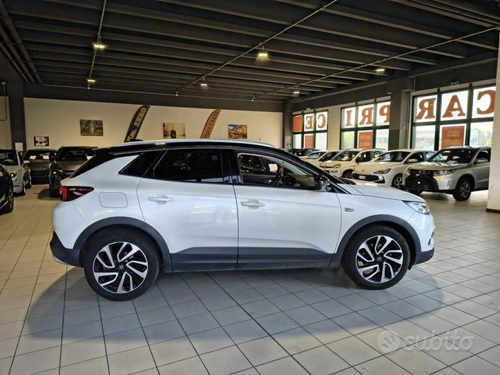 Opel Grandland X 2019 photo 2