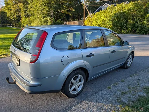 Ford Focus 2006 photo 3