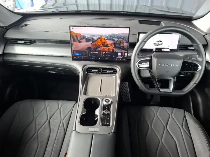 Chery Tiggo 8 2025 photo 3