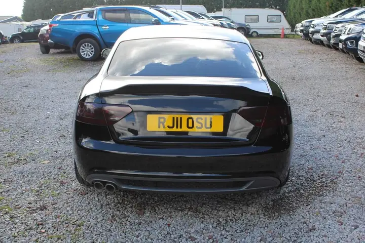 Audi A5 2011 photo 4
