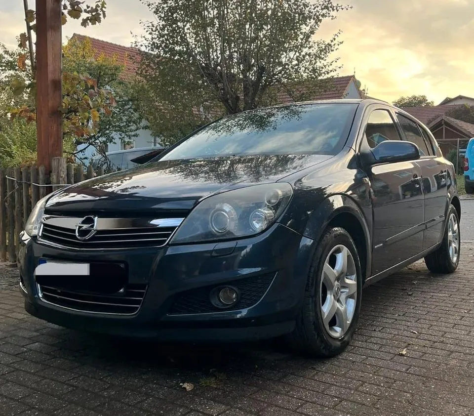 Opel Astra H