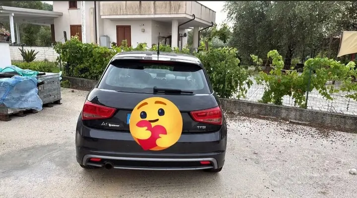 Audi A1 2014 photo 2