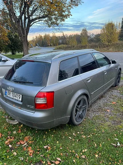 Audi A4 2004 photo 4