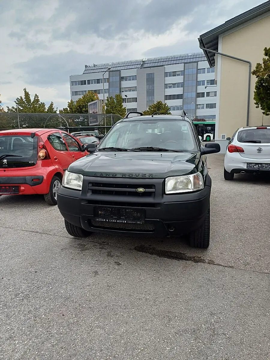 Land Rover Freelander 2003 photo 2