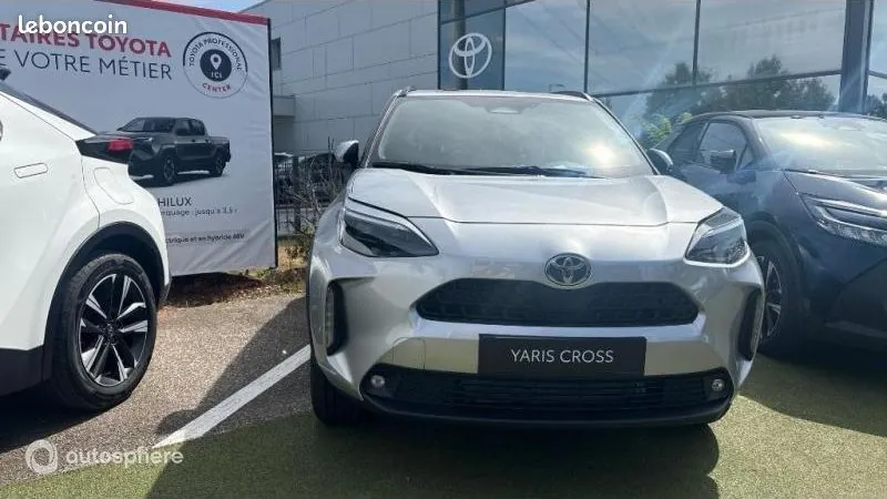 Toyota Yaris Cross 2026 photo 2