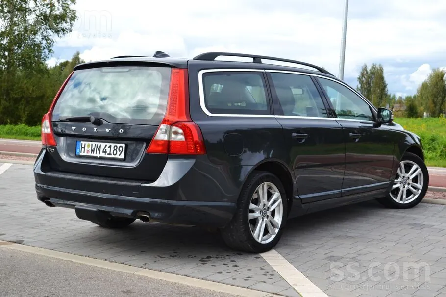 Volvo V70 2011 photo 4