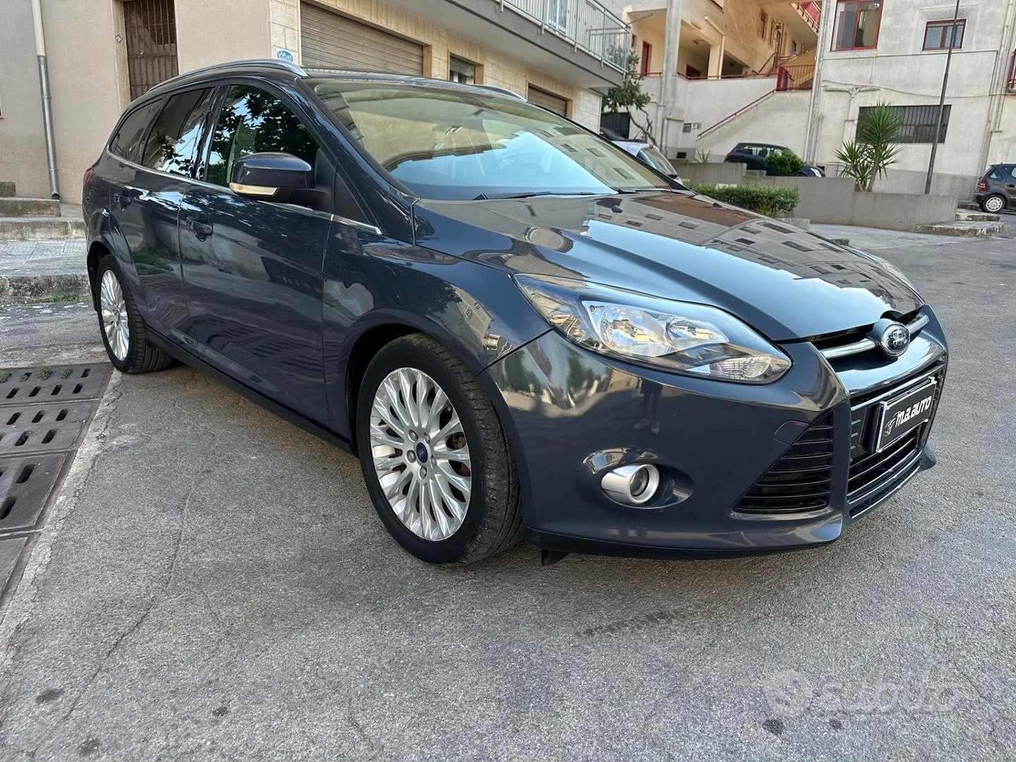 Ford Focus 2012 photo 3