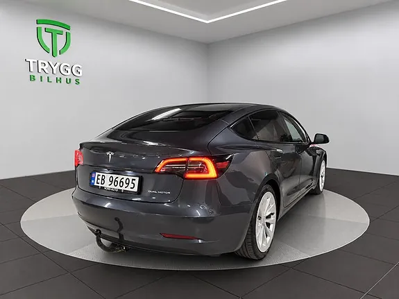 Tesla Model 3 2021 photo 5