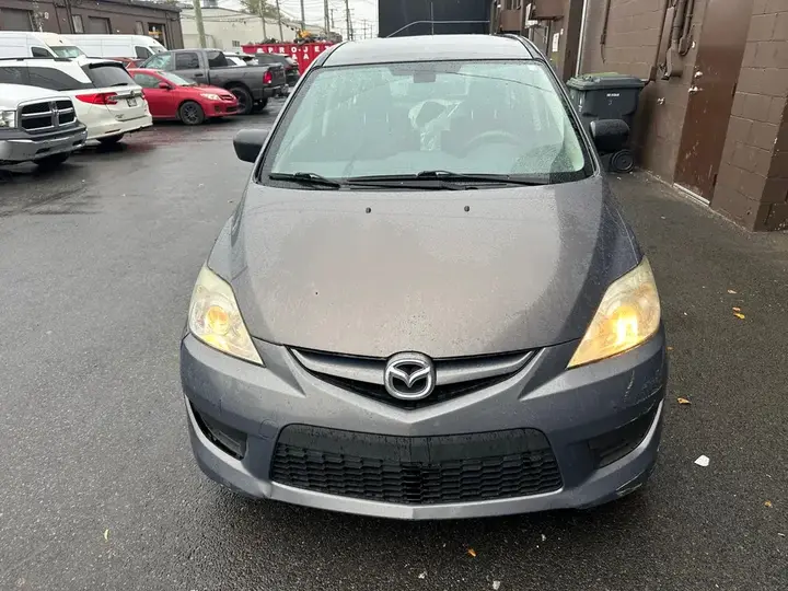 Mazda 5 2010 photo 2