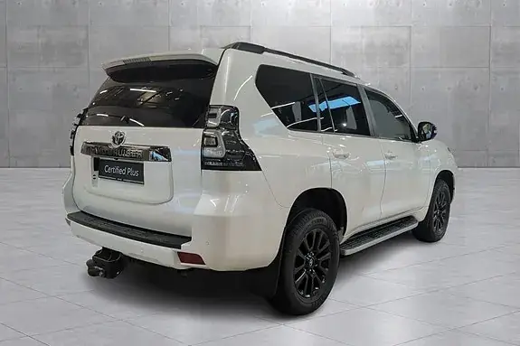Toyota Land Cruiser 2021 photo 5