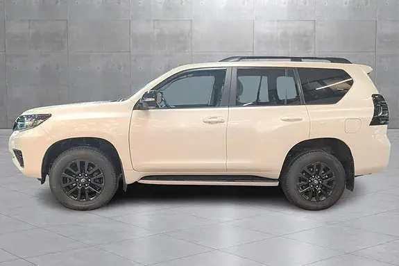 Toyota Land Cruiser 2021 photo 2