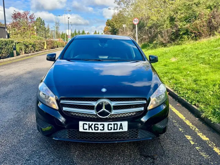 Mercedes-Benz A-Class 2013 photo 3