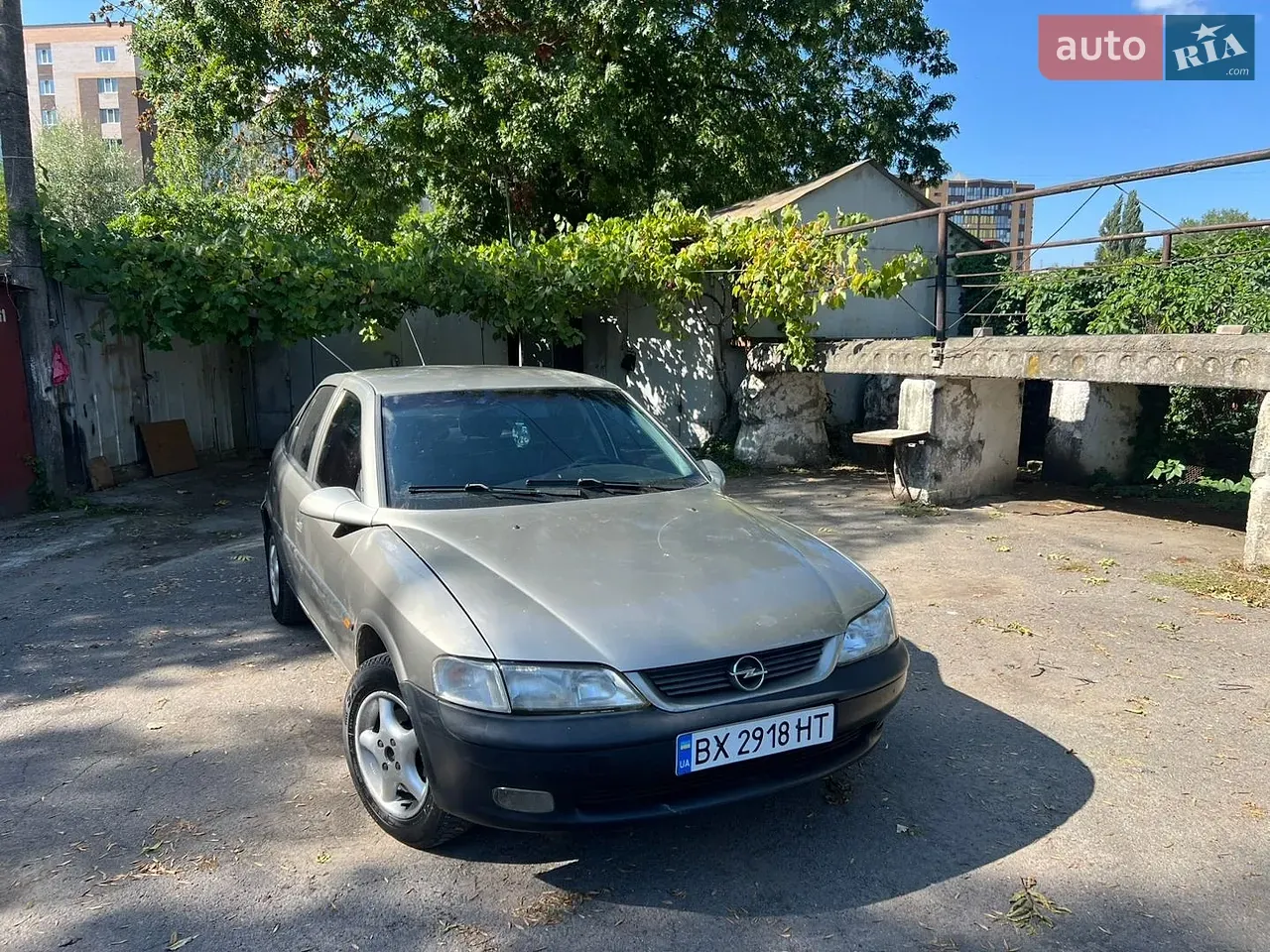 Opel Vectra 1996 photo 2