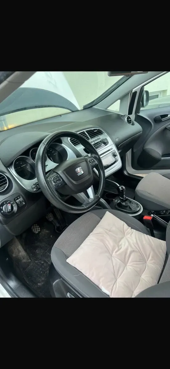 Seat Altea Xl 2010 photo 2