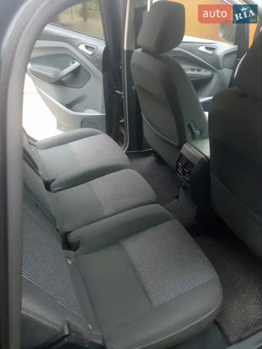 Ford C-Max 2012 photo 3