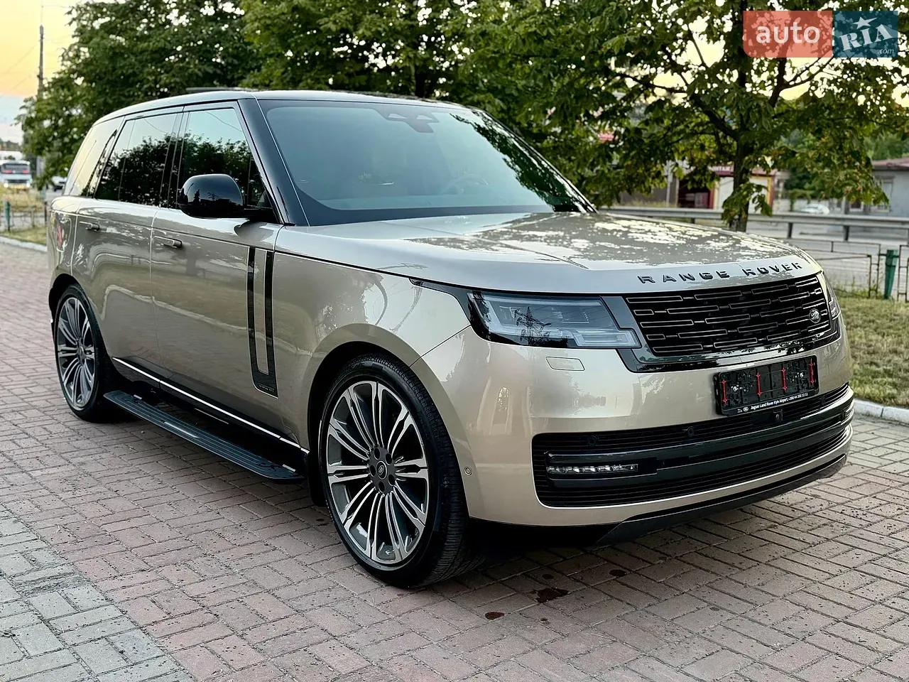 Land Rover Range Rover 2025 photo 3
