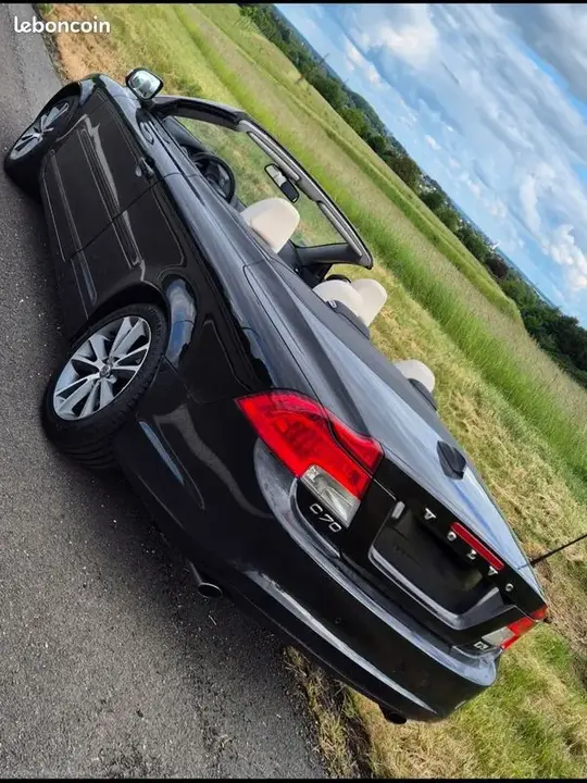 Volvo C70 2012 photo 2