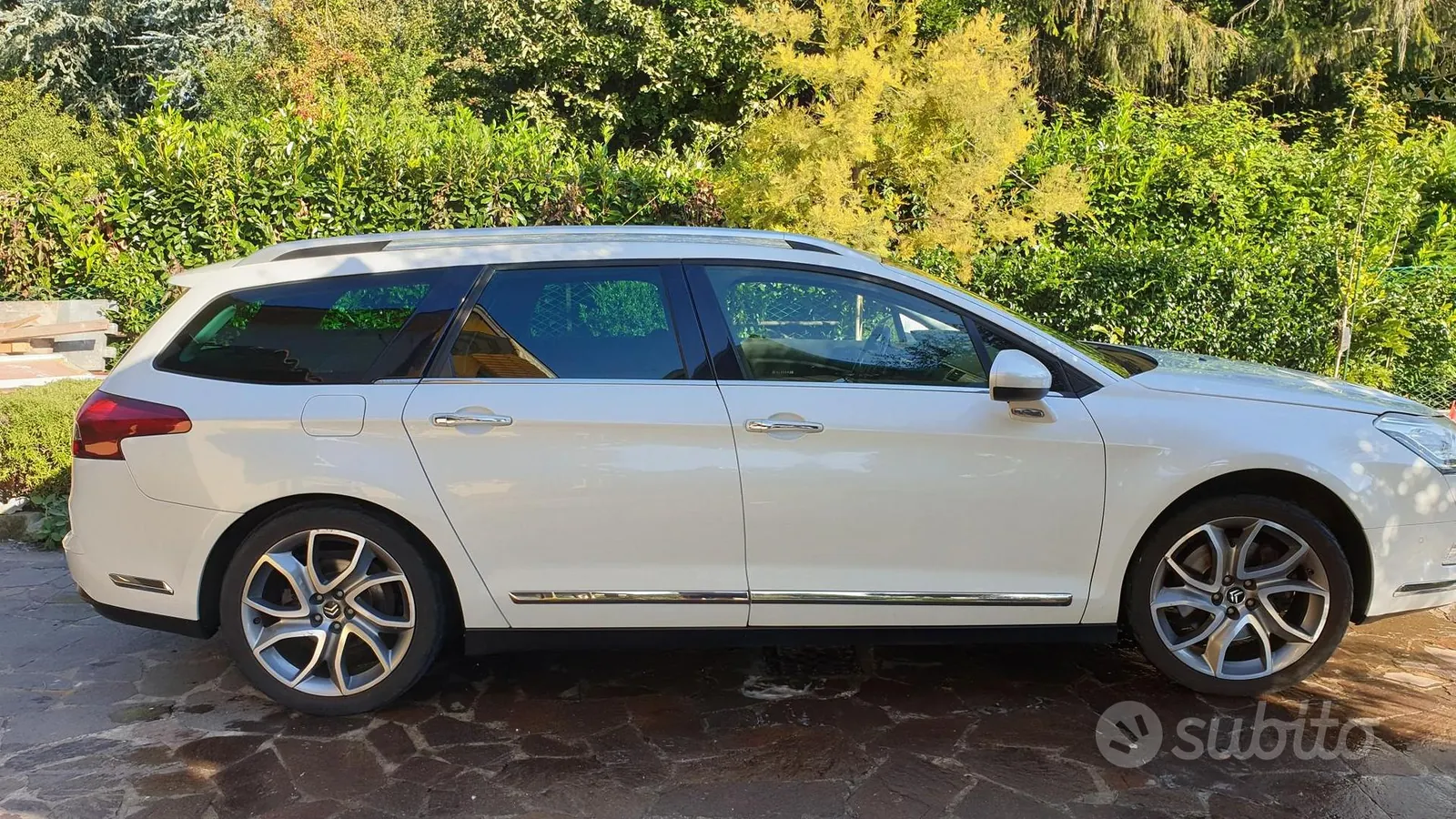 Citroen C5 2011 photo 2