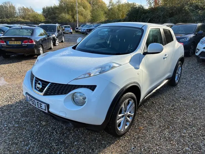 Nissan Juke 2010 photo 3