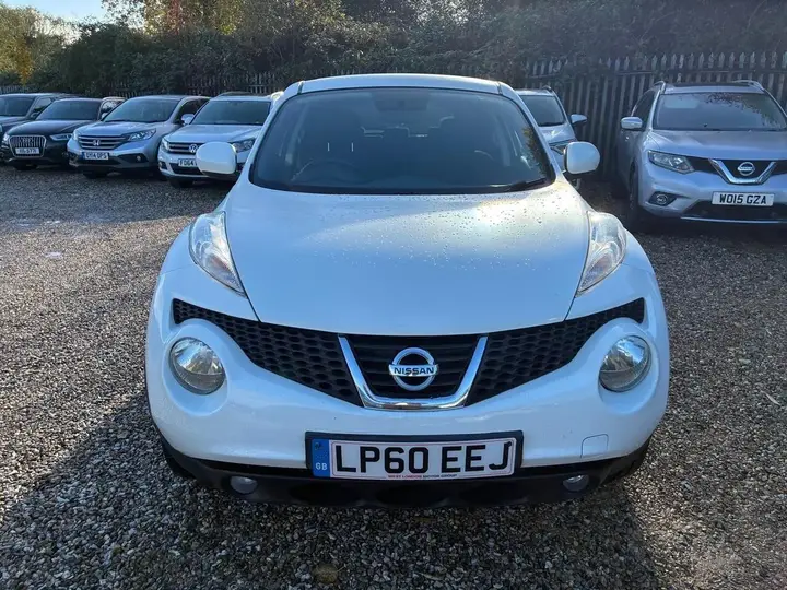 Nissan Juke 2010 photo 2