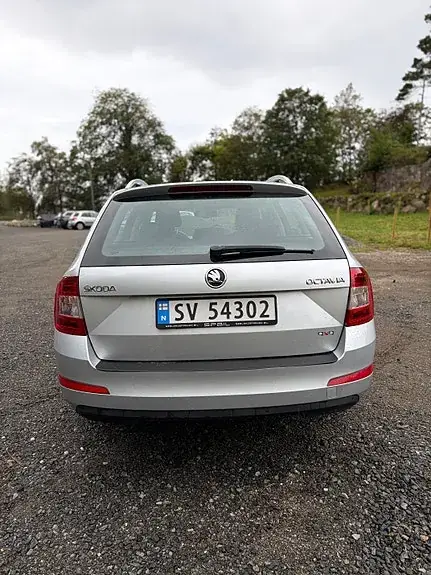 Skoda Octavia 2014 photo 5