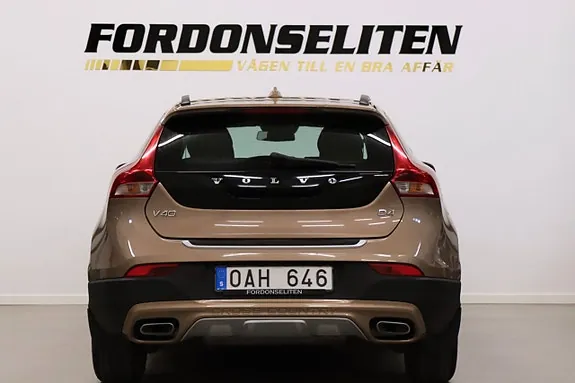 Volvo V40 Cross Country 2014 photo 5