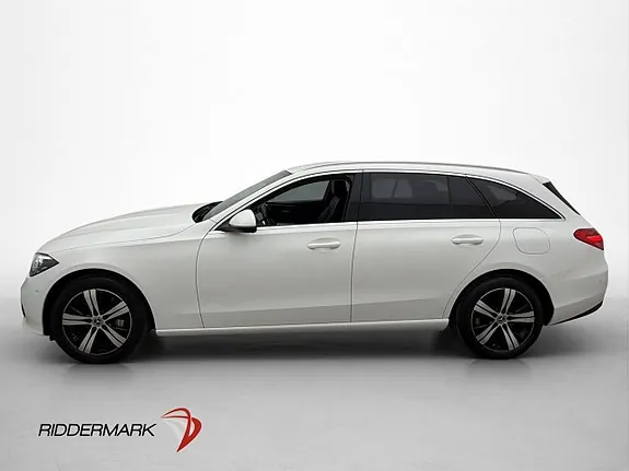Mercedes-Benz C300 2023 photo 4