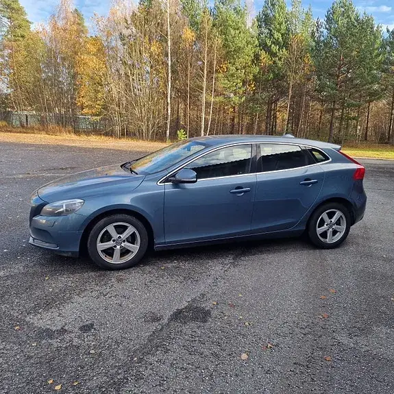 Volvo V40 2013 photo 4