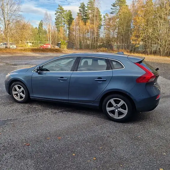 Volvo V40 2013 photo 5