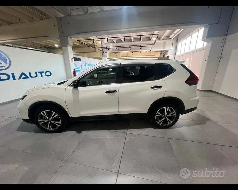 Nissan X-Trail 2017 photo 2
