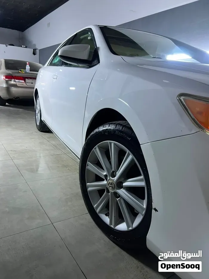 Toyota Camry 2013 photo 2